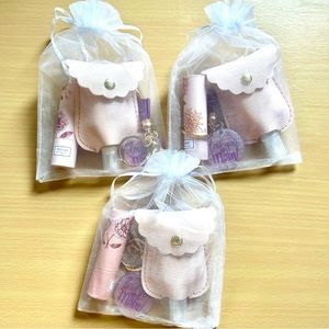 Mother’s Day Gift Bundle